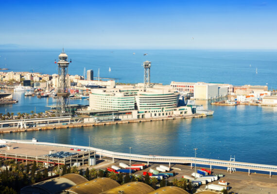 Mejores puertos náuticos de España para tus vacaciones en barco