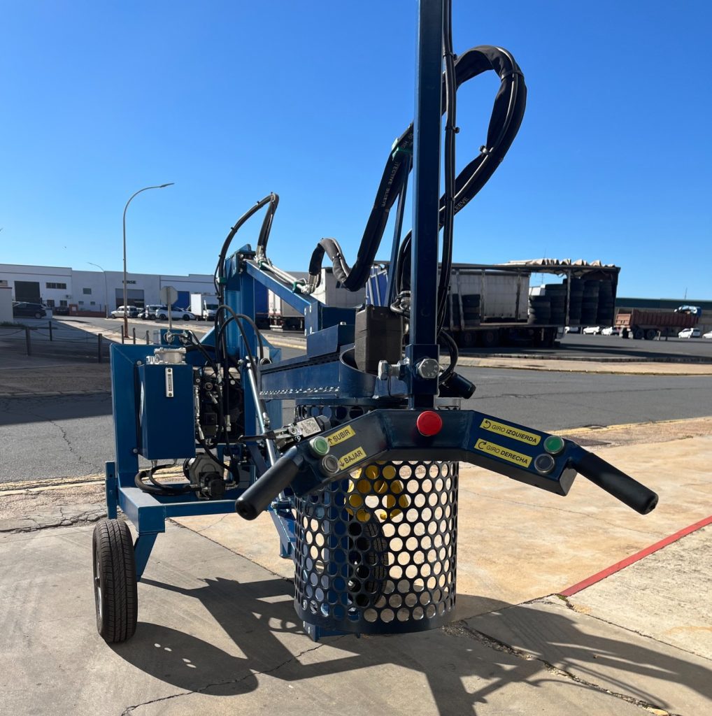 Máquina clavar estacas Agropalos (pequeña)